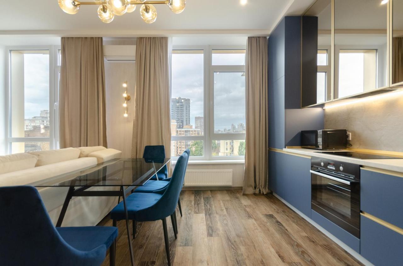 Petrovdom Ж38 In Luxury Apartments At 68 Zhylyanska Street,38 Perlyna Kiev Exteriör bild