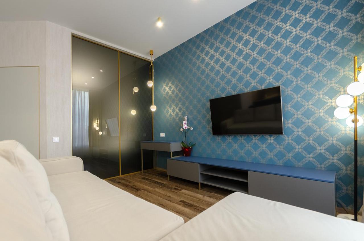 Petrovdom Ж38 In Luxury Apartments At 68 Zhylyanska Street,38 Perlyna Kiev Exteriör bild