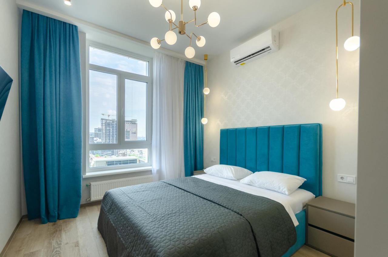Petrovdom Ж38 In Luxury Apartments At 68 Zhylyanska Street,38 Perlyna Kiev Exteriör bild