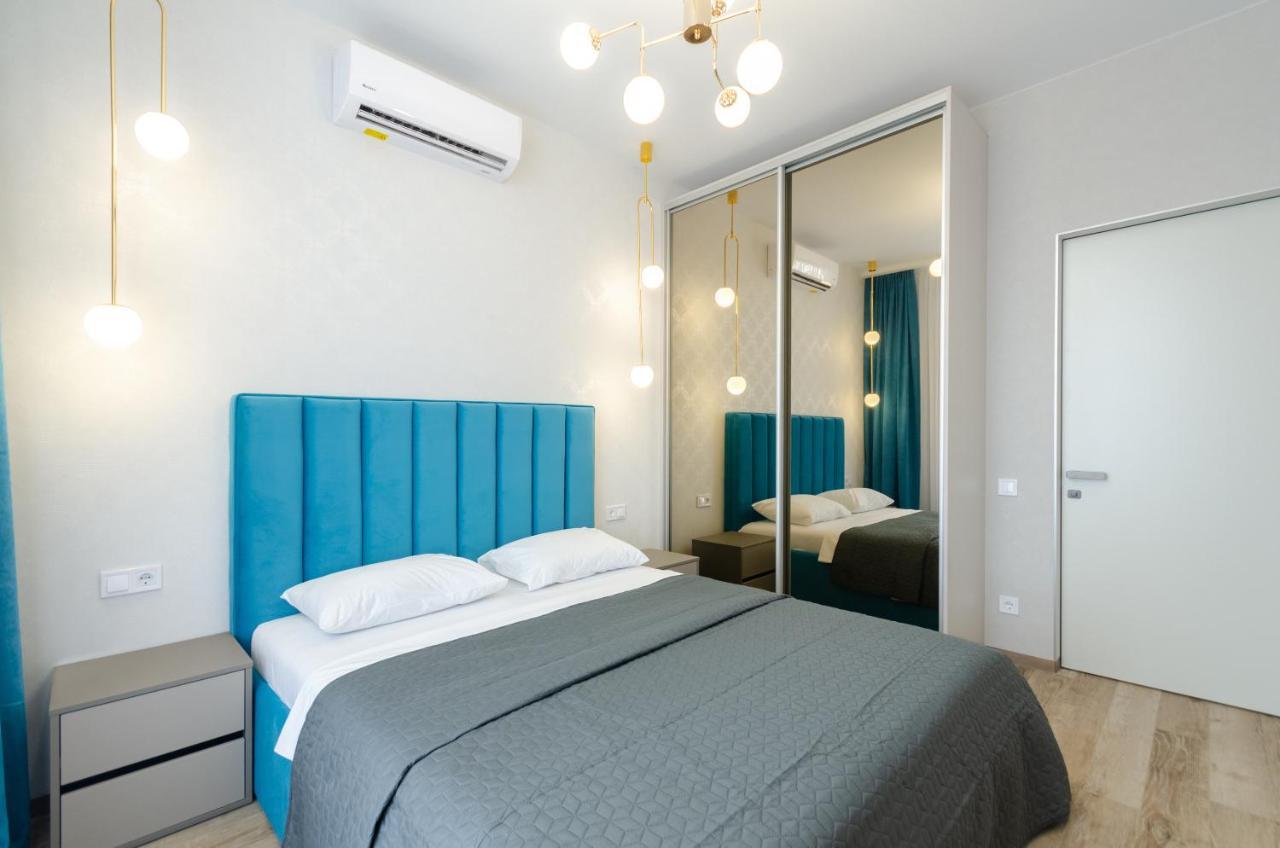 Petrovdom Ж38 In Luxury Apartments At 68 Zhylyanska Street,38 Perlyna Kiev Exteriör bild